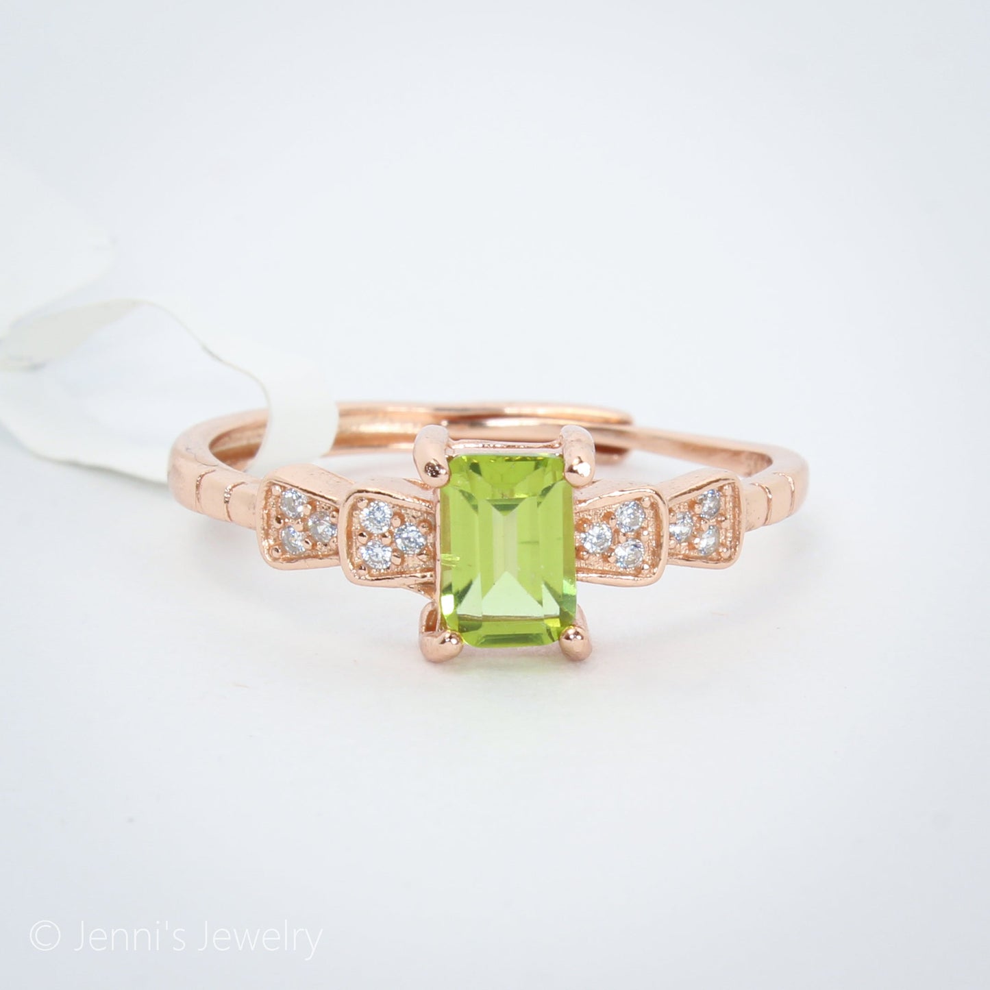 [DML-J20] Silver 925 Emerald Cut Peridot Ring