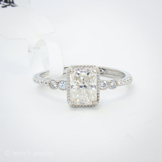 [GSJ-J52] Silver 925 Moissanite Simple Radiant Cut Ring