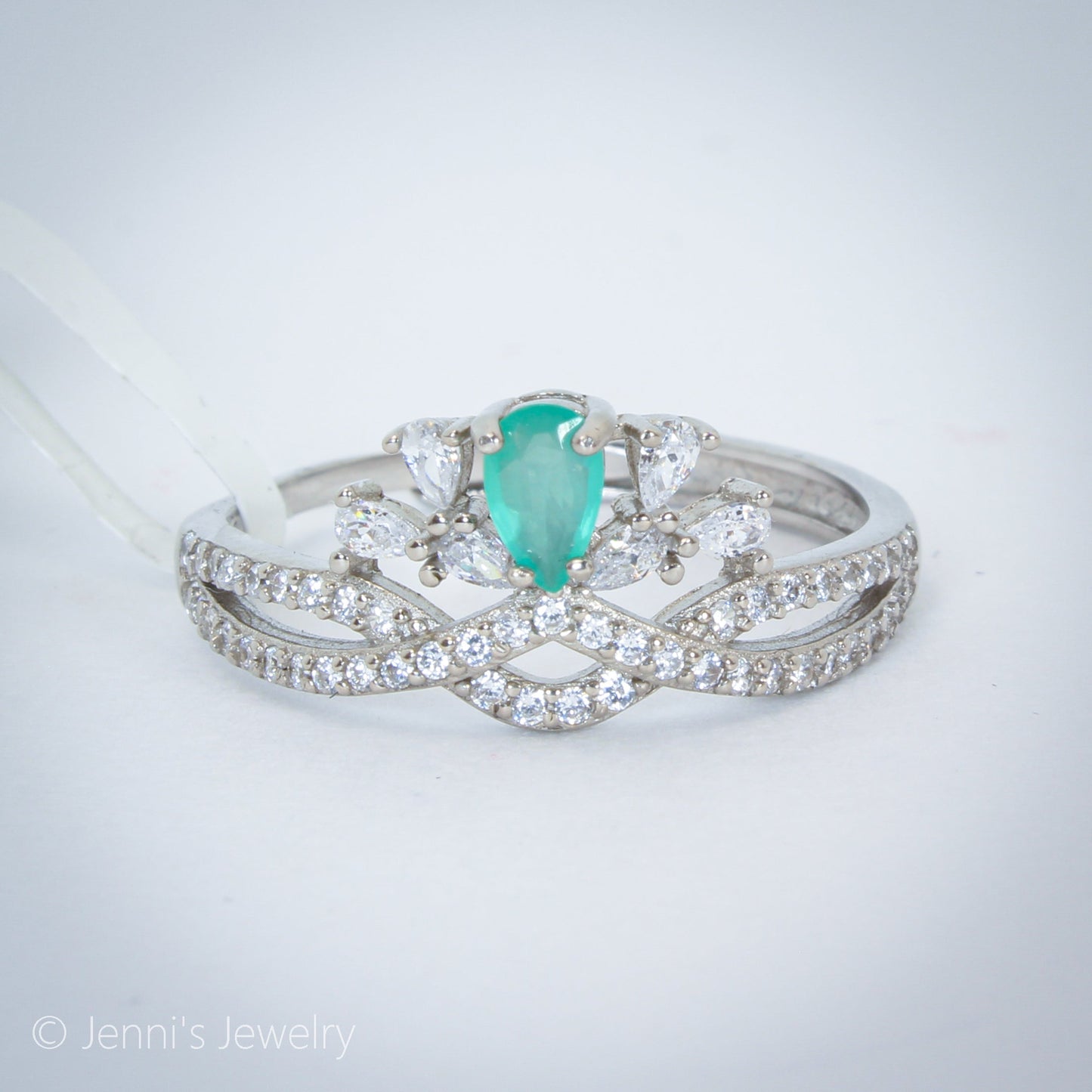 [JL-J34] Silver 925 Teardrop Crown Shaped Emerald Ring