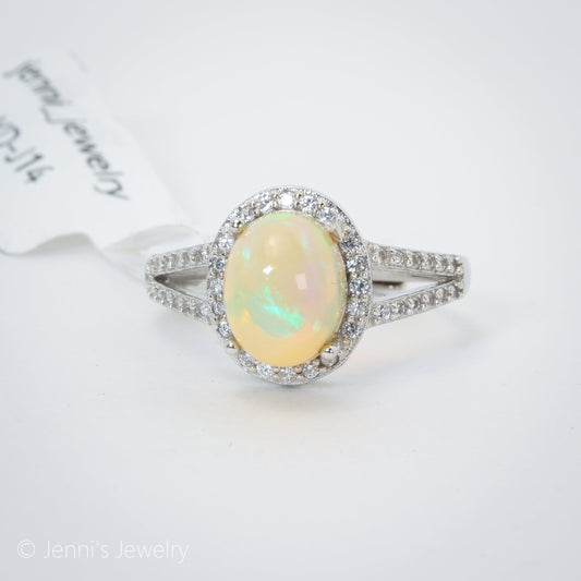 [YD-J14] Silver 925 Oval Elegant Opal Ring