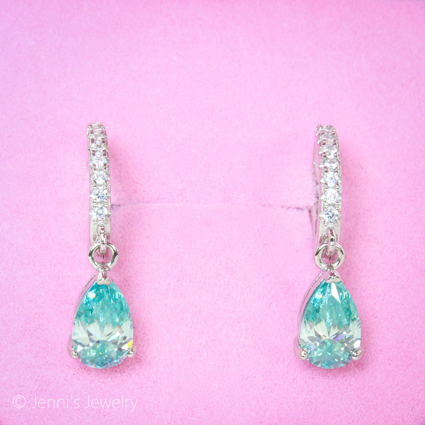 [YY-E1014] Silver 925 Teardrop Hoop Green Moissanite Earing